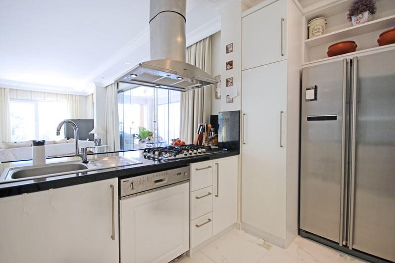 Spacious villa in Alanya with 7+3 apartments with sea and city views, Kestel - Umbrella Group - Photo 30