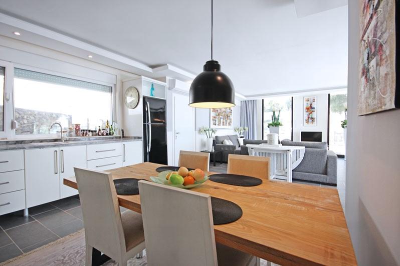 Spacious villa in Alanya with 7+3 apartments with sea and city views, Kestel - Umbrella Group - Photo 51