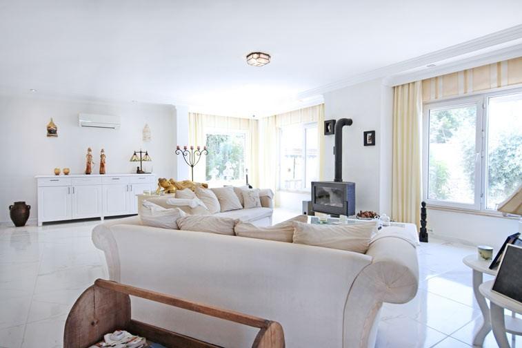 Spacious villa in Alanya with 7+3 apartments with sea and city views, Kestel - Umbrella Group - Photo 21