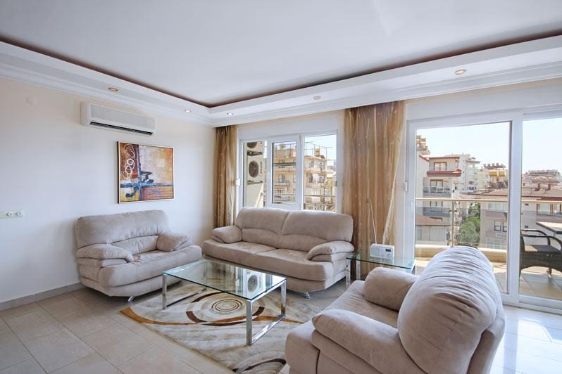 Spacious penthouse with an area of 250 m2 in the center of Alanya - Umbrella Group - Photo 2