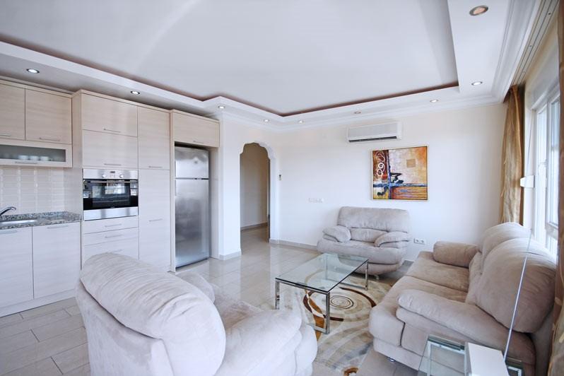 Spacious penthouse with an area of 250 m2 in the center of Alanya - Umbrella Group - Photo 3