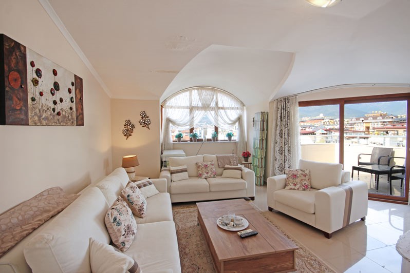 Spacious penthouse in Alanya area of 215 m2, 500 m from the sea, Oba - Umbrella Group - Photo 27