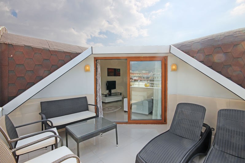 Spacious penthouse in Alanya area of 215 m2, 500 m from the sea, Oba - Umbrella Group - Photo 38