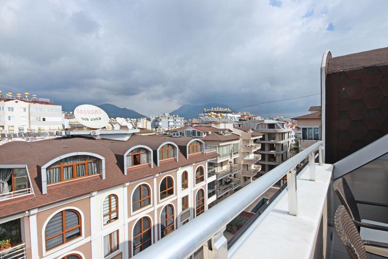 Spacious penthouse in Alanya area of 215 m2, 500 m from the sea, Oba - Umbrella Group - Photo 40