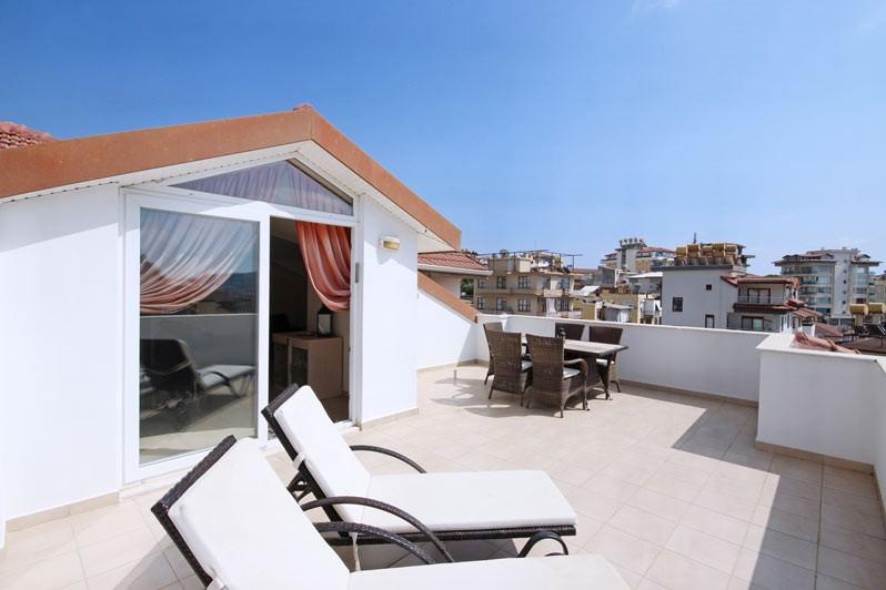 Spacious penthouse with an area of 250 m2 in the center of Alanya - Umbrella Group - Photo 44