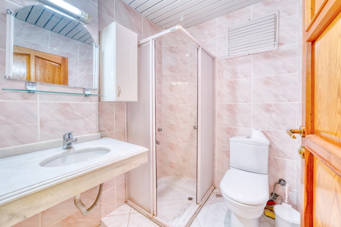 Cosy two bedroom apartment on the first coastline, Oba district - Umbrella Group - Photo 16
