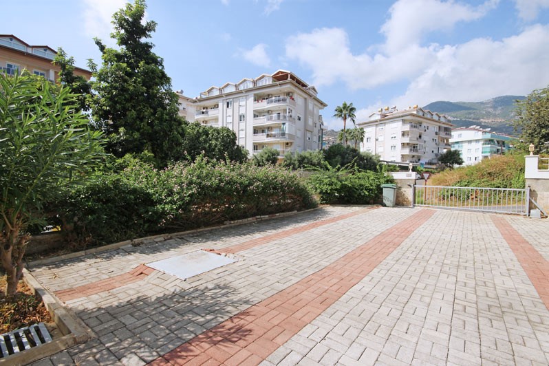 Spacious penthouse with an area of 250 m2 in the center of Alanya - Umbrella Group - Photo 53
