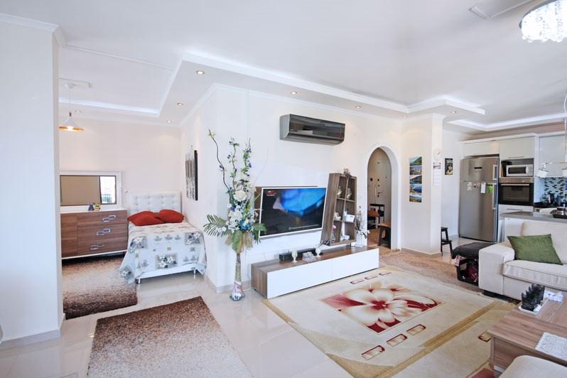 Spacious penthouse in Alanya area of 215 m2, 500 m from the sea, Oba - Umbrella Group - Photo 4