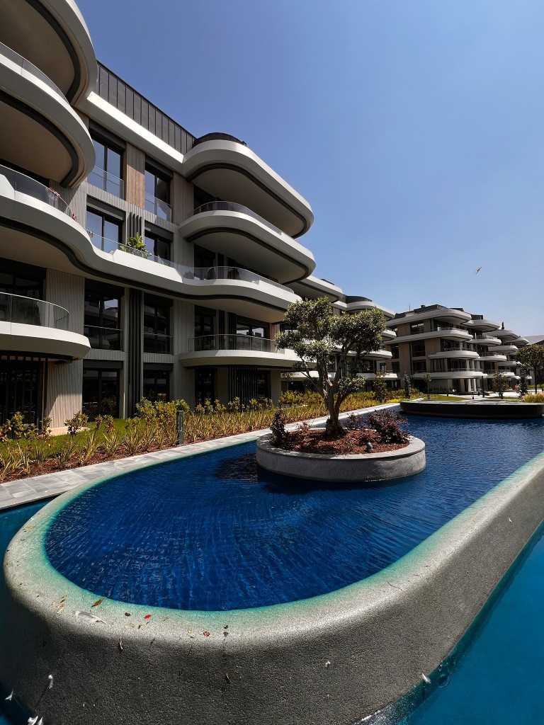 Modern project with decorative lake in Istanbul - Umbrella Group - Photo 23