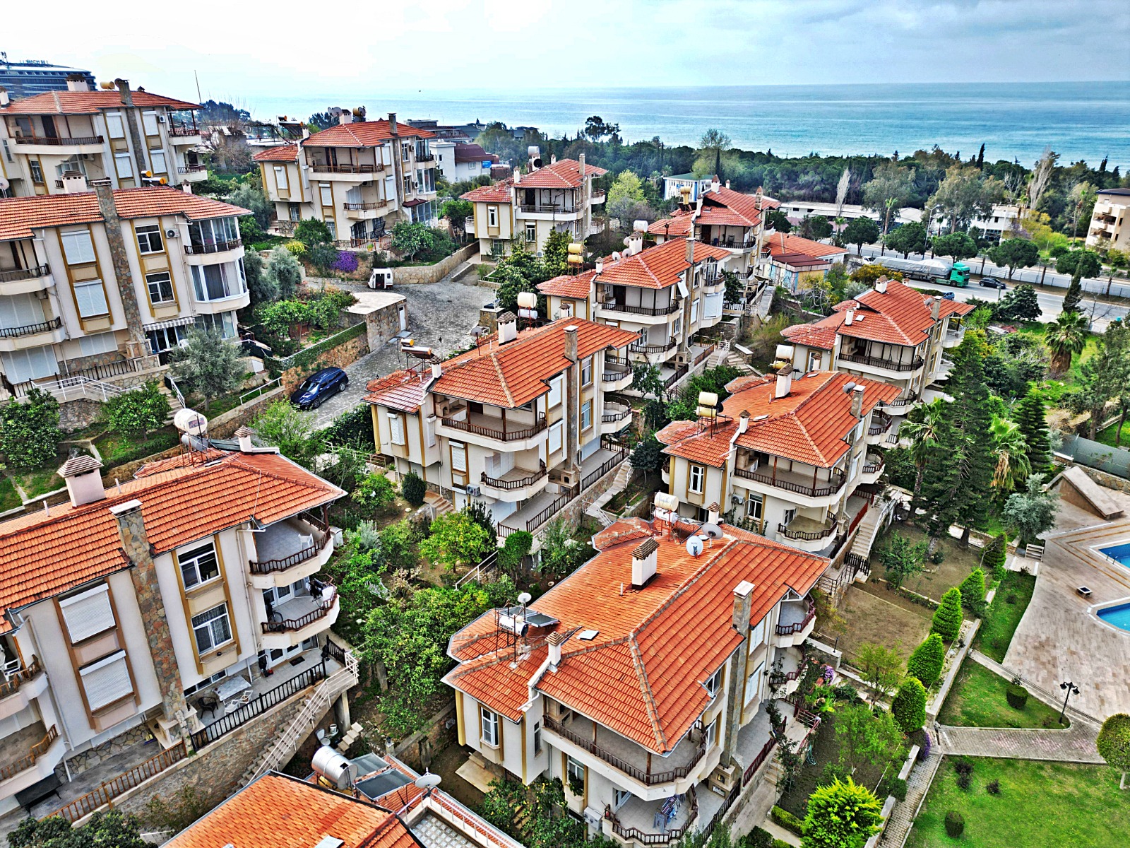 Villa planning 3+2 next to the sea in the area of Kestel - Umbrella Group - Photo 2