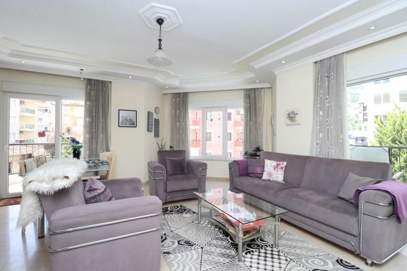 Three bedroom apartment of 100 m2, center of Alanya - Umbrella Group