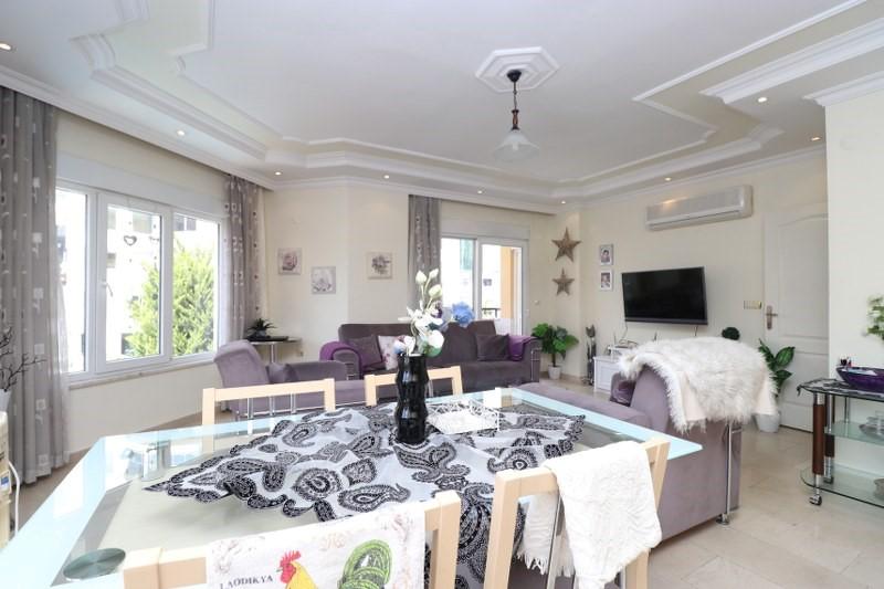 Three bedroom apartment of 100 m2, center of Alanya - Umbrella Group - Photo 3