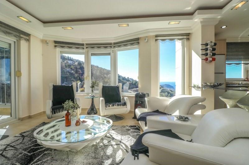 Spacious duplex with beautiful sea views - Umbrella Group - Photo 2
