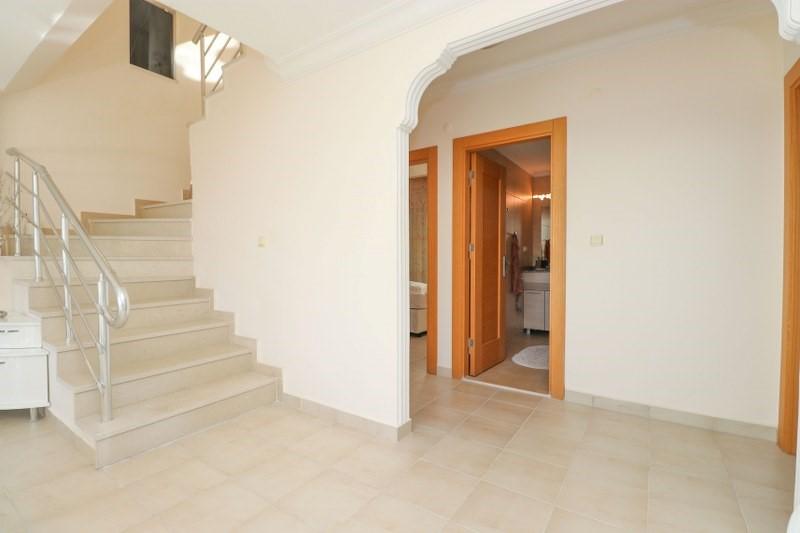 Spacious duplex with beautiful sea views - Umbrella Group - Photo 13