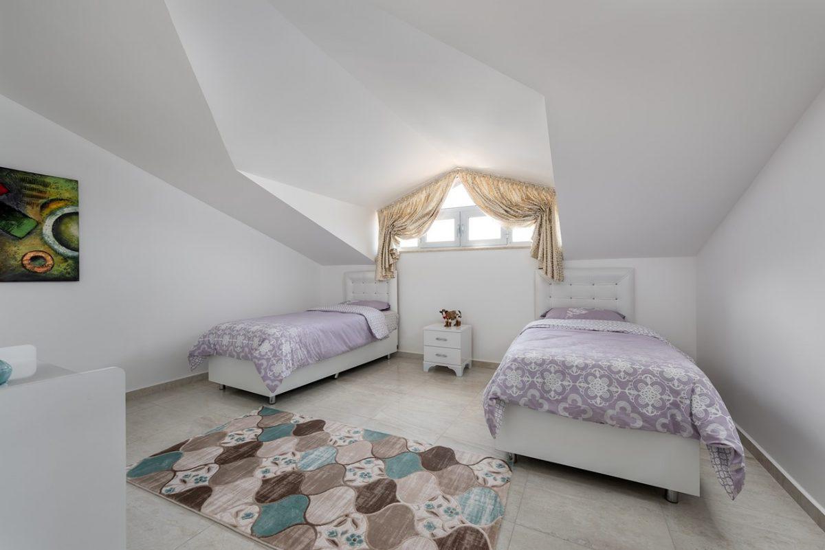 Fully furnished 130 m2 duplex, Kestel district - Umbrella Group - Photo 11