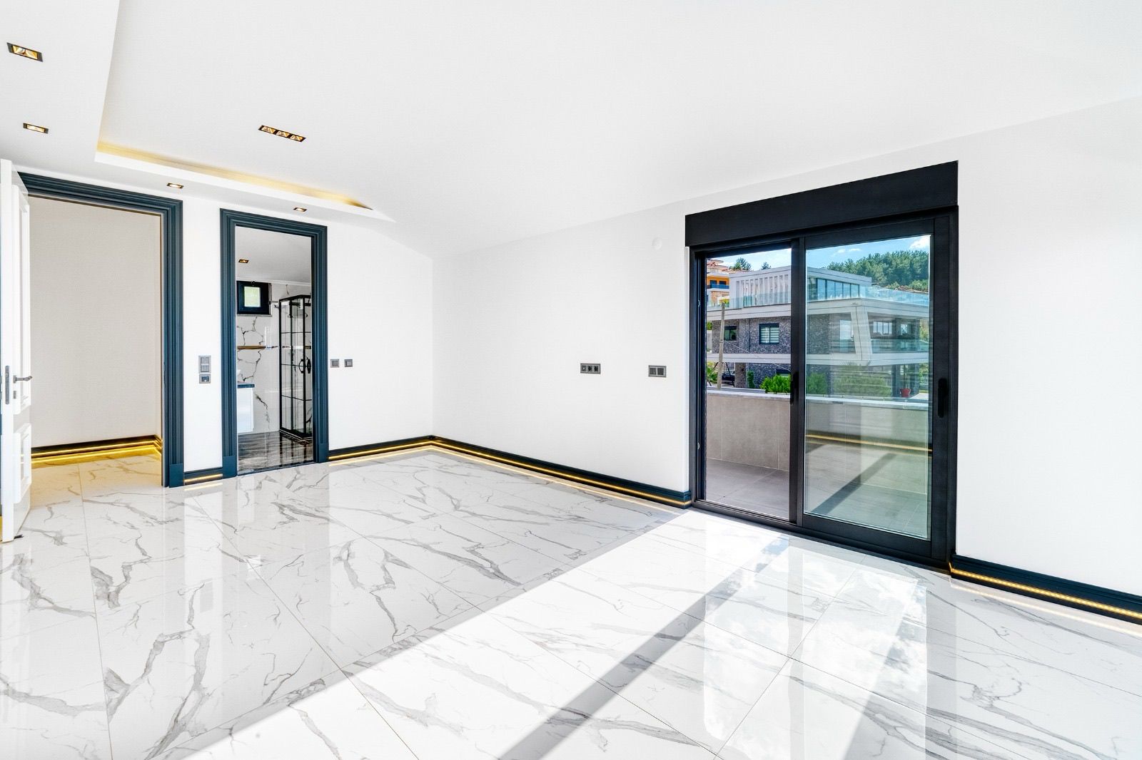 Private villa in modern style with infrastructure in the area of Kargyjak - Umbrella Group - Photo 53