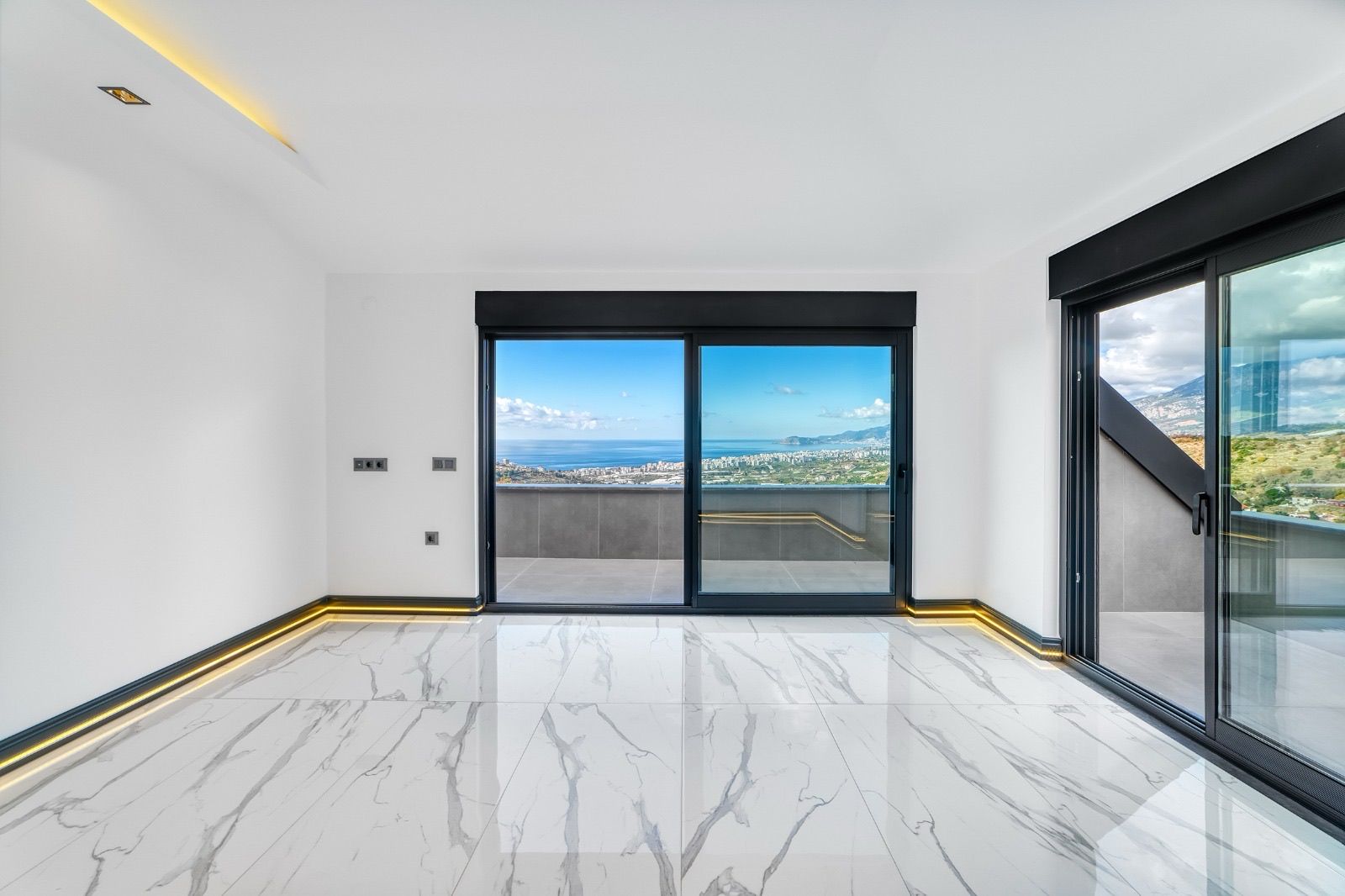 Private villa in modern style with infrastructure in the area of Kargyjak - Umbrella Group - Photo 67