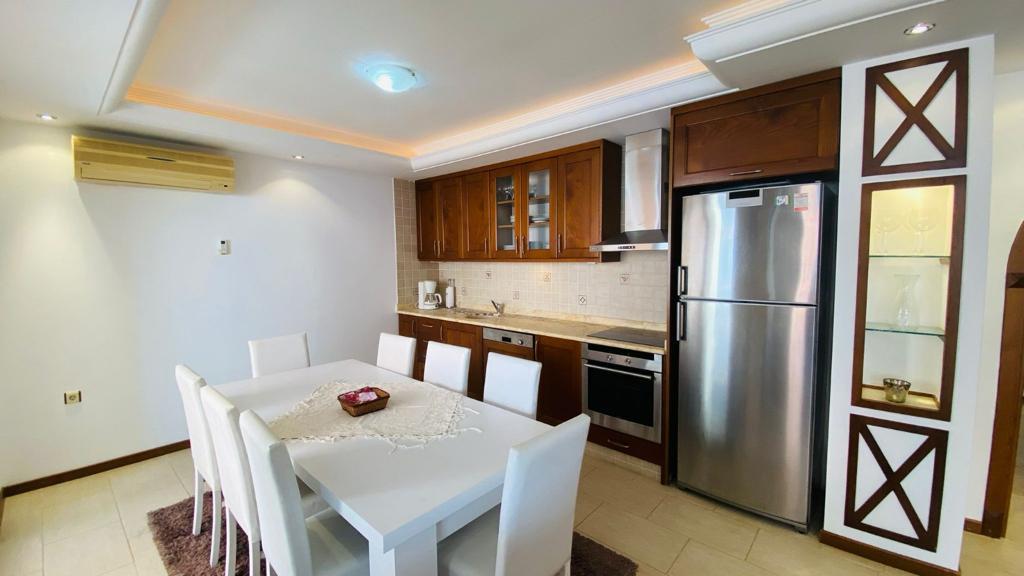 Apartment planning 2+1 on the first coastline in Mahmutlar - Umbrella Group - Photo 13