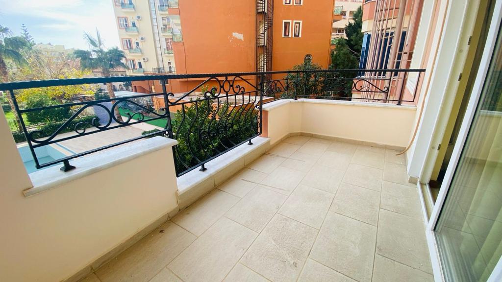 Apartment planning 2+1 on the first coastline in Mahmutlar - Umbrella Group - Photo 26