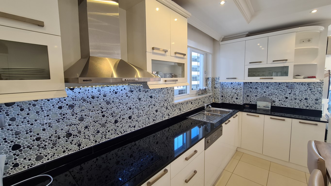 Furnished apartment on high 8th floor, Mahmutlar - Umbrella Group - Photo 4