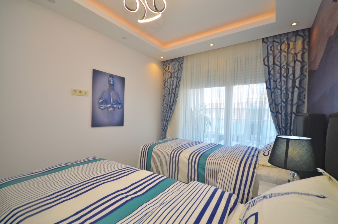 Stylish two bedroom apartment 50 m from the sea (Mahmutlar) - Umbrella Group - Photo 18