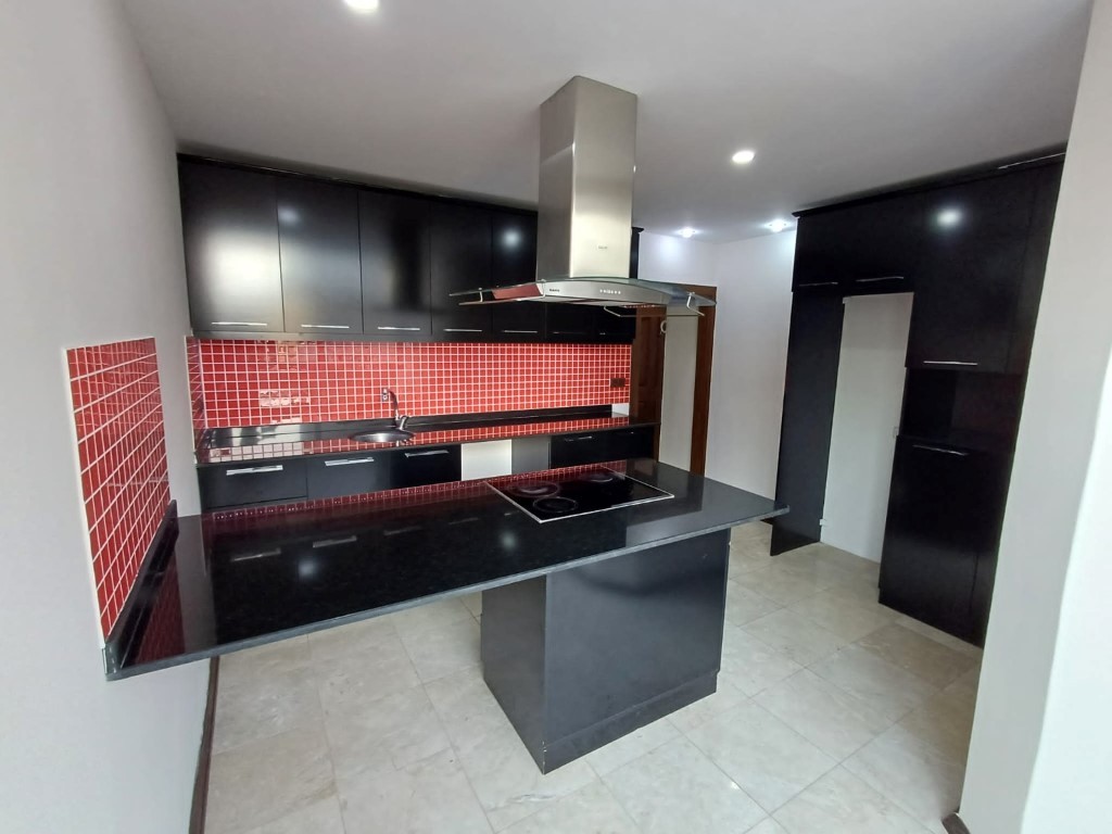 Spacious duplex area of 200 m2, 300 m from the sea in the area of Oba - Umbrella Group - Photo 10