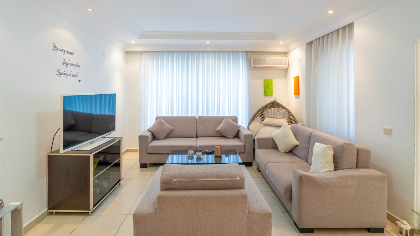 Furnished three bedroom apartment 400 m from the sea (Oba) - Umbrella Group