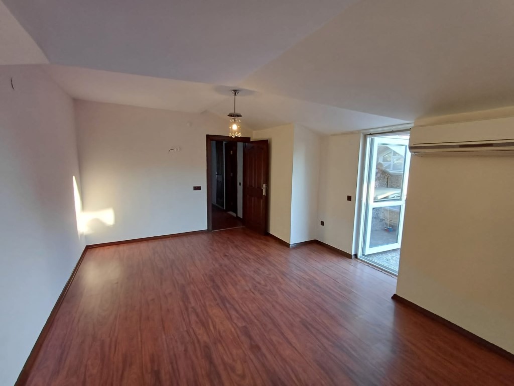 Spacious duplex area of 200 m2, 300 m from the sea in the area of Oba - Umbrella Group - Photo 28