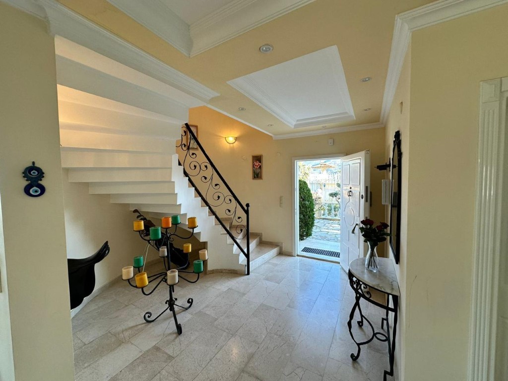 Detached villa with private pool in Kargyjak area - Umbrella Group - Photo 10
