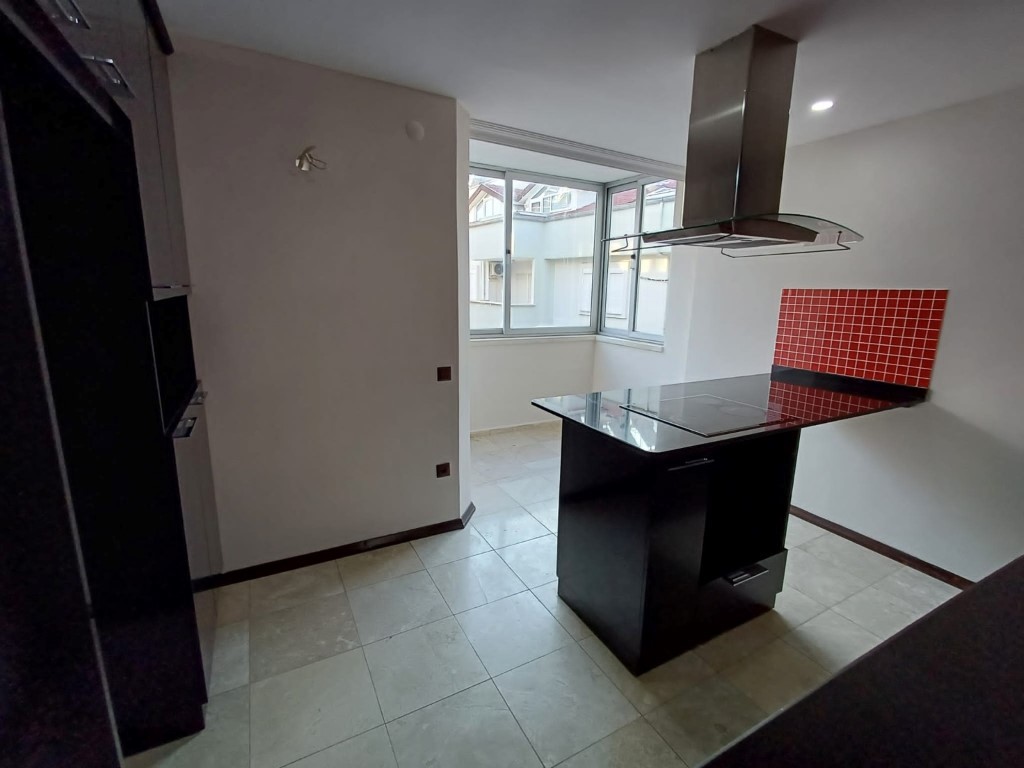 Spacious duplex area of 200 m2, 300 m from the sea in the area of Oba - Umbrella Group - Photo 11