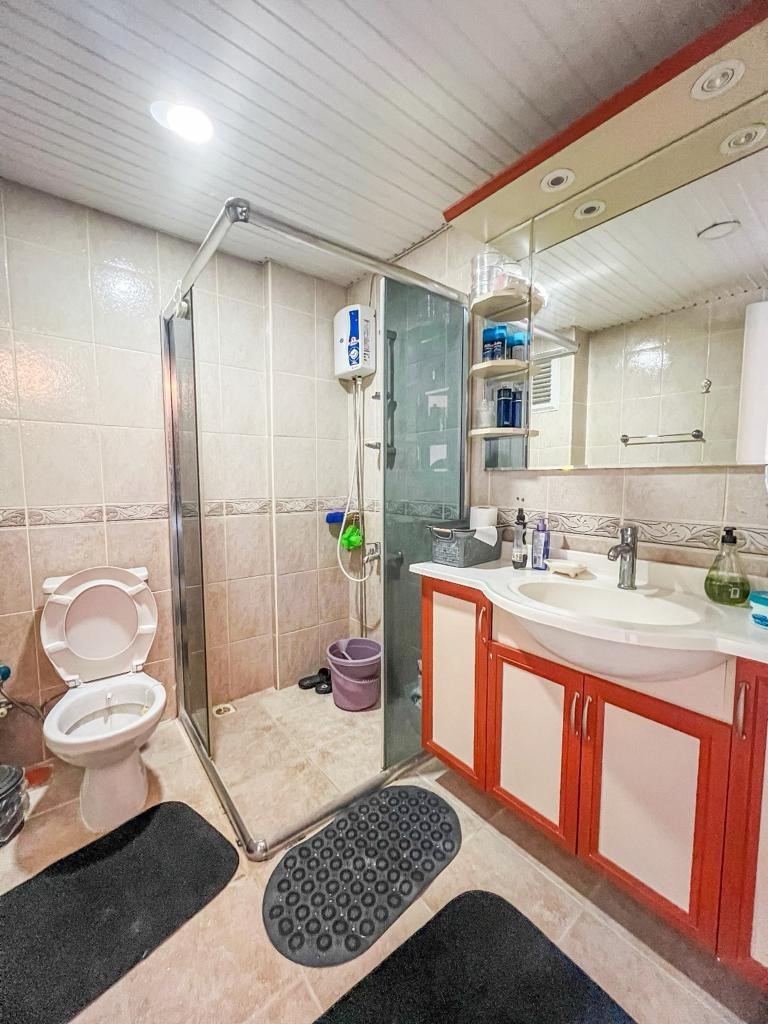 Furnished two bedroom apartment in walking distance from the sea, Both - Umbrella Group - Photo 8