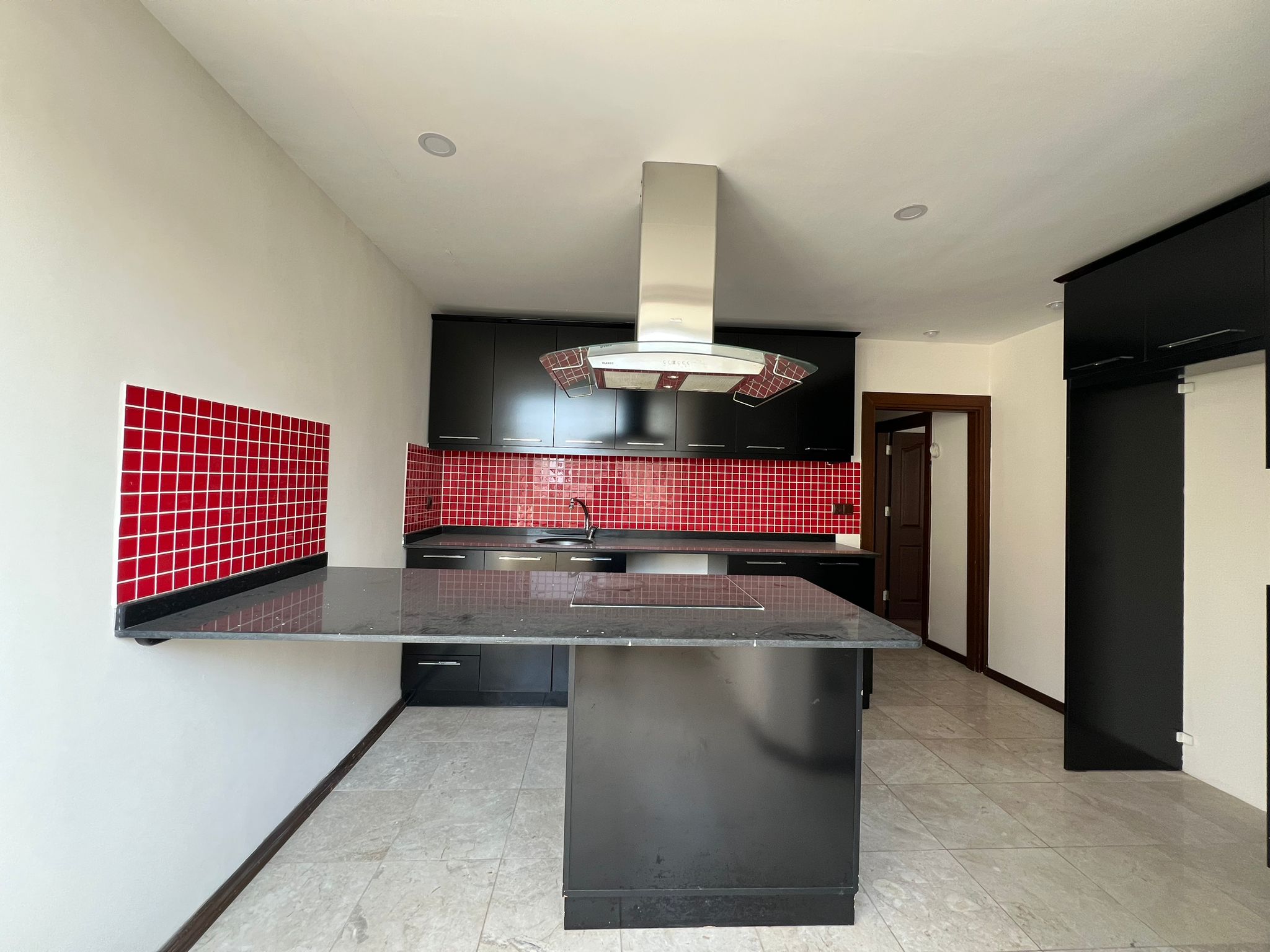 Spacious duplex area of 200 m2, 300 m from the sea in the area of Oba - Umbrella Group - Photo 9
