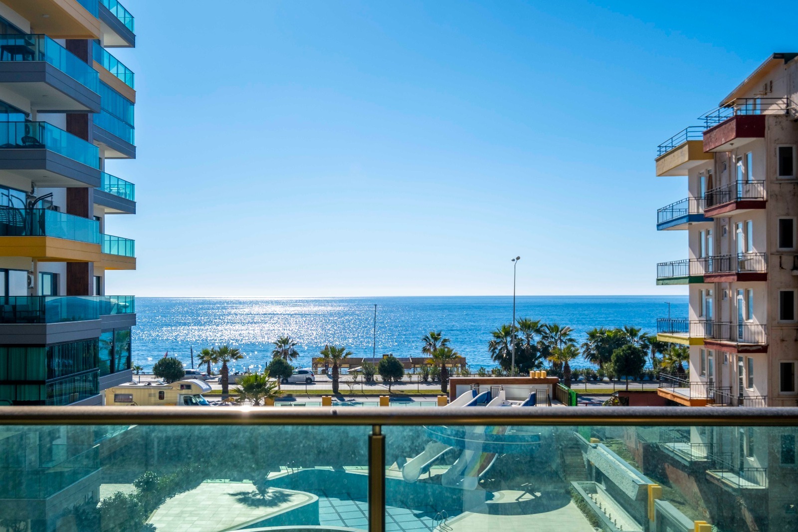 Apartment planning 2+1 on the first coastline in the area of Mahmutlar - Umbrella Group - Photo 26