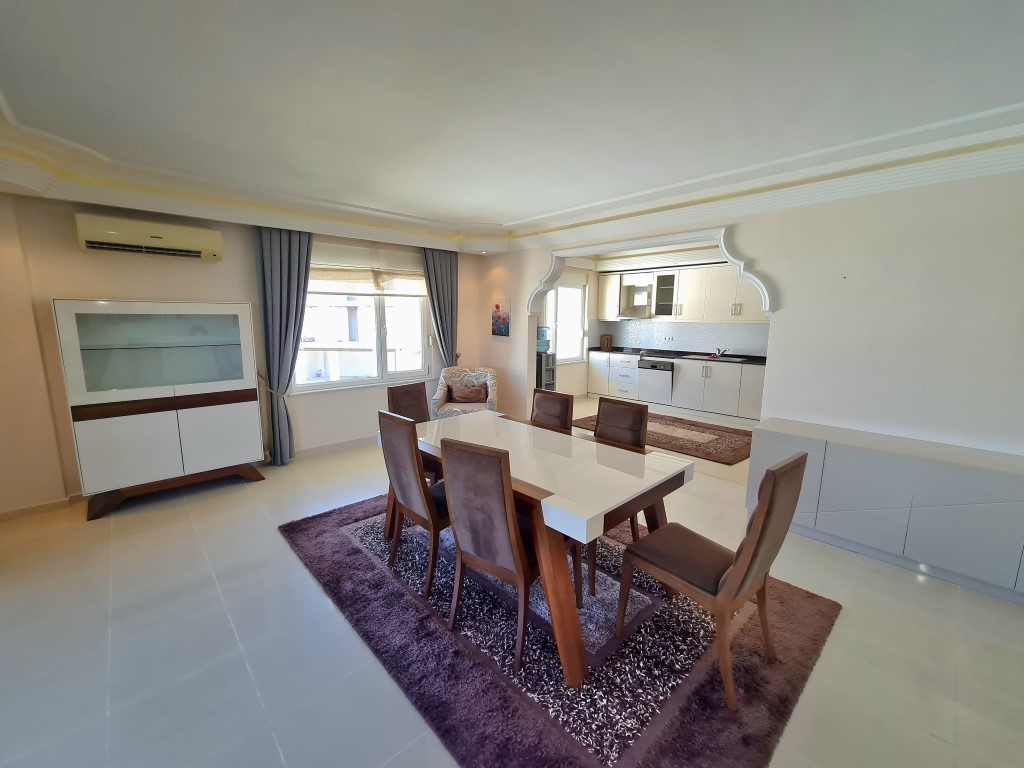 Spacious 350 m2 duplex with terrace - Umbrella Group - Photo 5