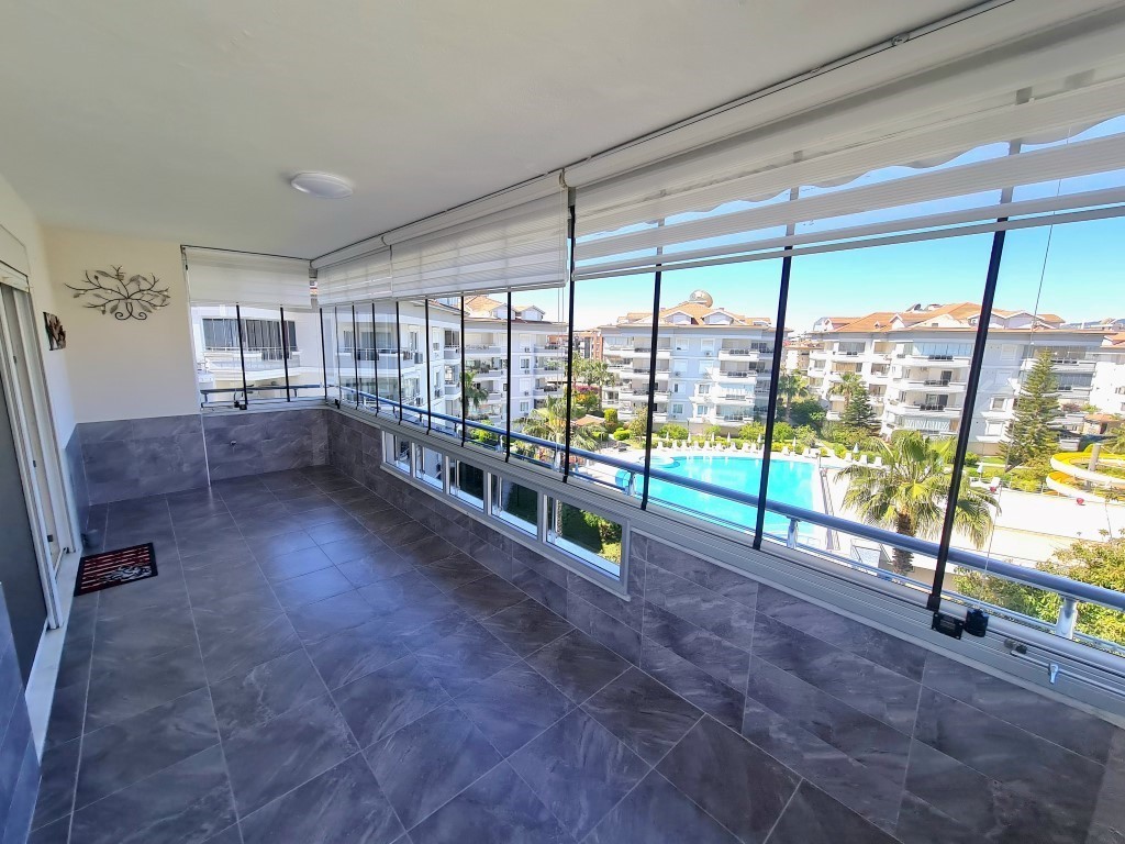 Spacious 350 m2 duplex with terrace - Umbrella Group - Photo 8