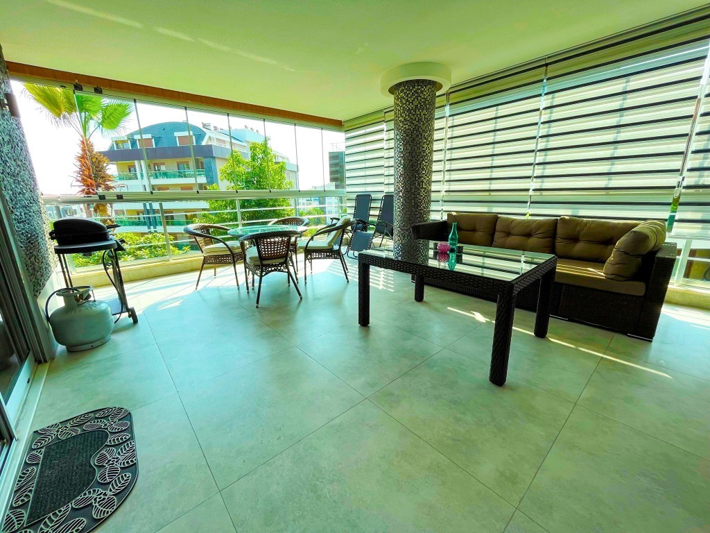 Spacious 3+1 apartment on the 1st floor, Both - Umbrella Group - Photo 6