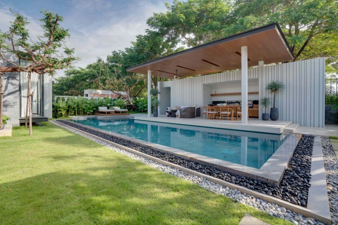 Luxury complex with luxury villas in Thailand - Umbrella Group