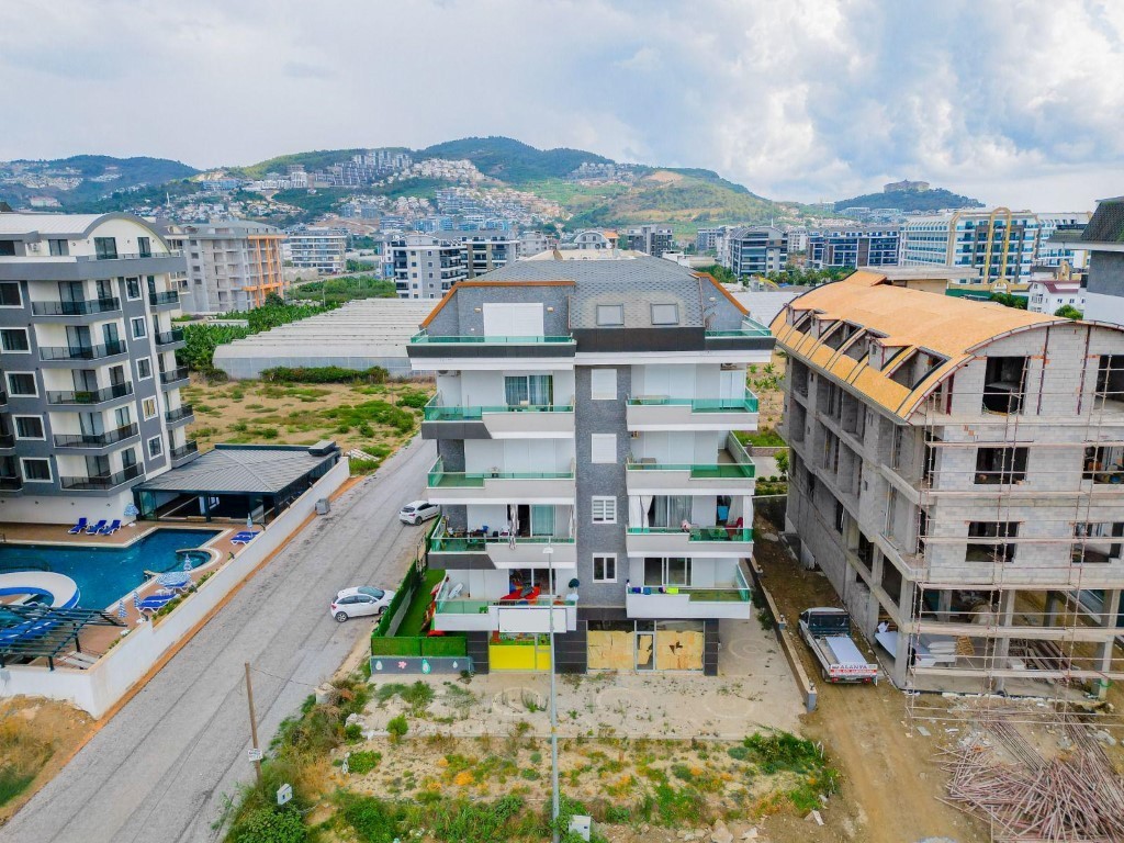 Commercial premises of 450 m2 in Kargyjak district - Umbrella Group