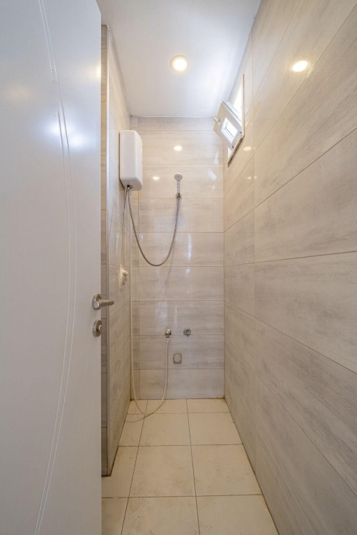 Commercial premises of 450 m2 in Kargyjak district - Umbrella Group - Photo 14