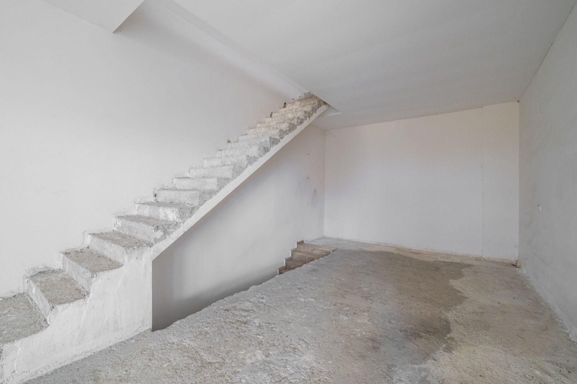 Commercial premises of 450 m2 in Kargyjak district - Umbrella Group - Photo 18