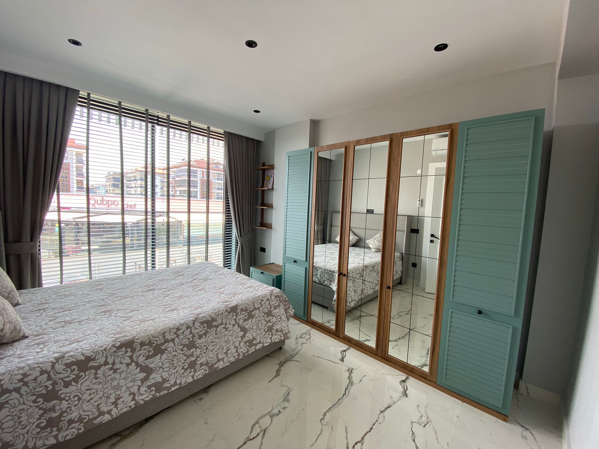 Two-room apartment 55 m2 on the first line of the sea with sea view - Umbrella Group - Photo 12