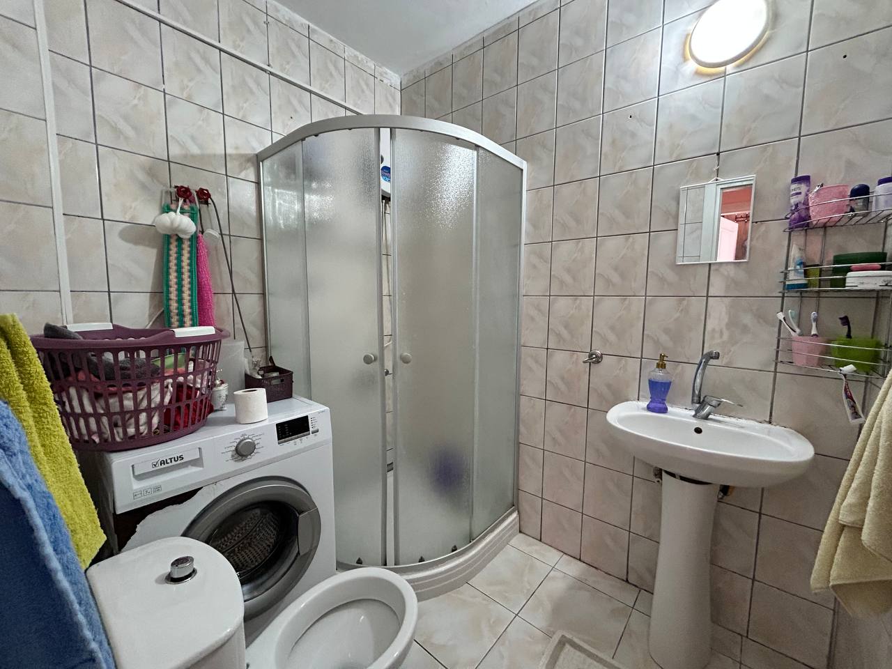 2+1 apartment with separate kitchen in Mahmutlar district - Umbrella Group - Photo 15