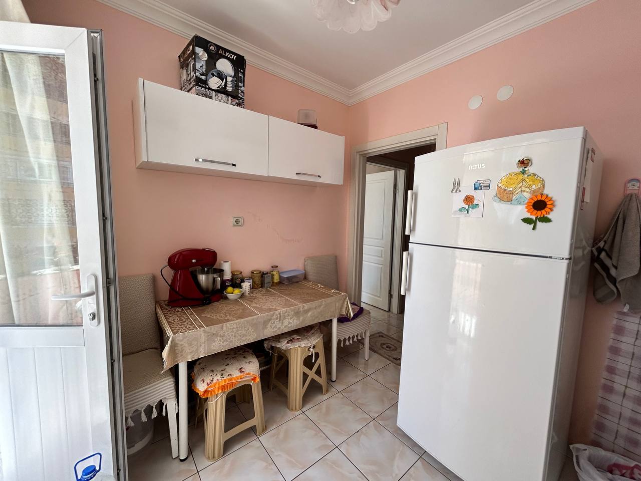 2+1 apartment with separate kitchen in Mahmutlar district - Umbrella Group - Photo 8