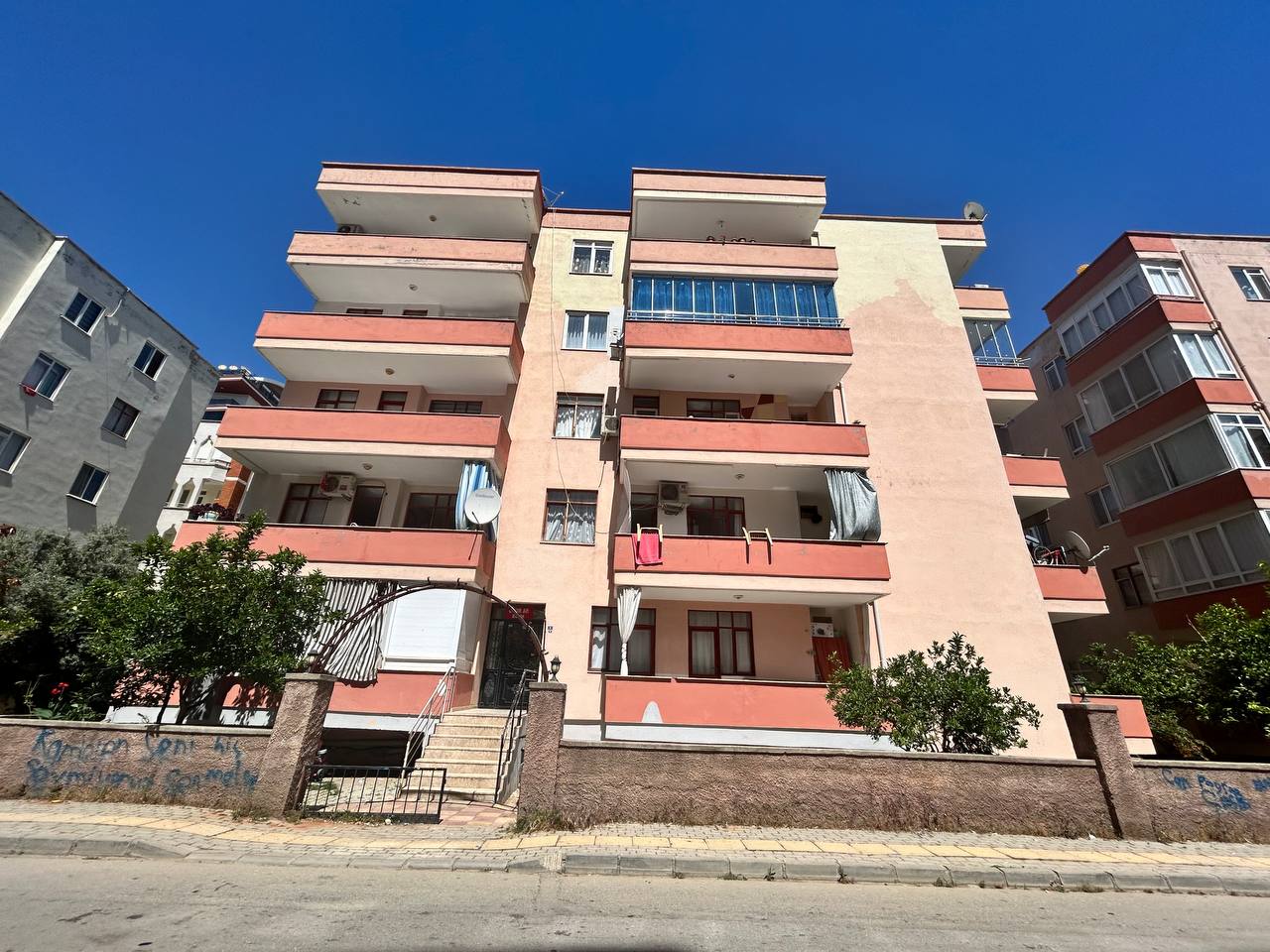 2+1 apartment with separate kitchen in Mahmutlar district - Umbrella Group - Photo 24