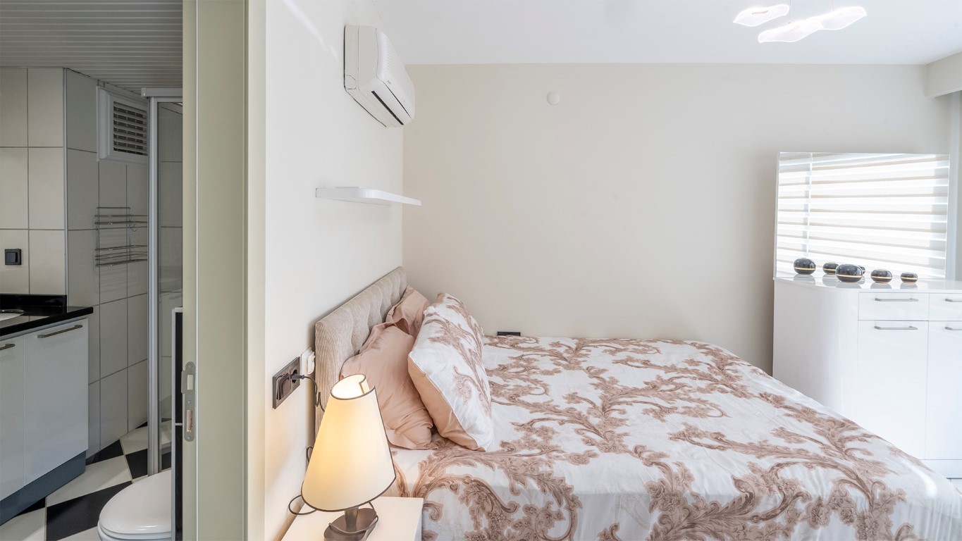 Spacious duplex (4+1) 50 m from the beach, Alanya - Umbrella Group - Photo 13