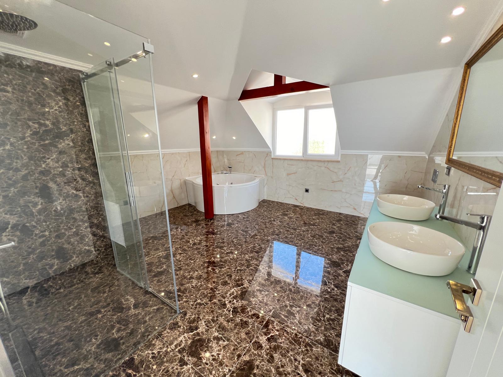 Spacious 4+2 villa in Kargyjak district - Umbrella Group - Photo 44