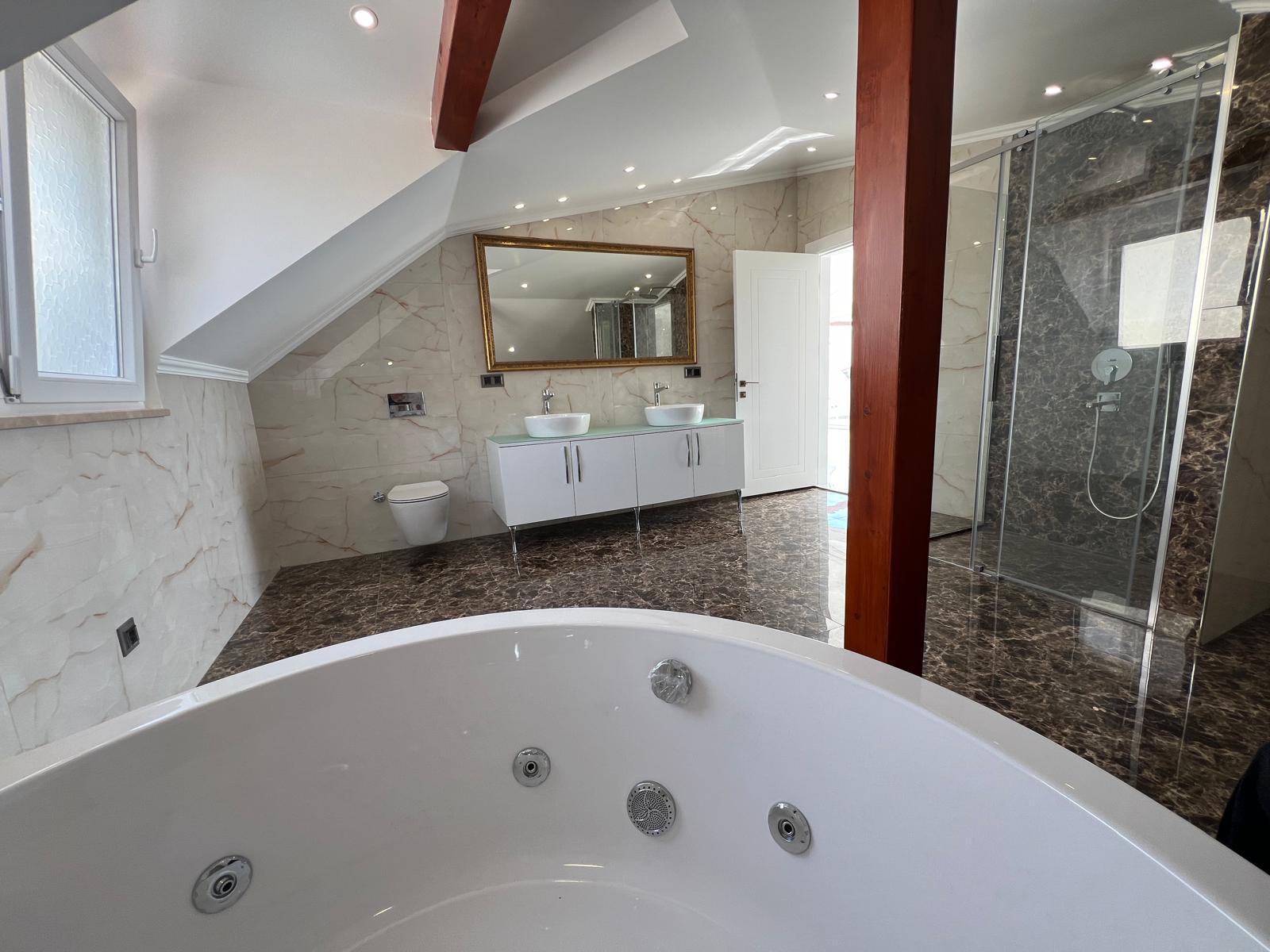 Spacious 4+2 villa in Kargyjak district - Umbrella Group - Photo 46