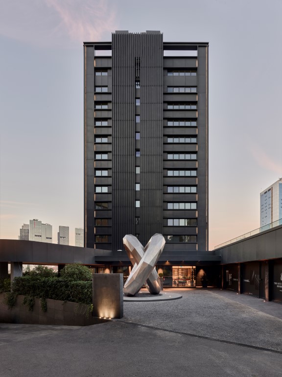 Unique Ritz-Carlton project with diverse infrastructure located in one of the prestigious areas of Istanbul - Shishli - Umbrella Group - Photo 2
