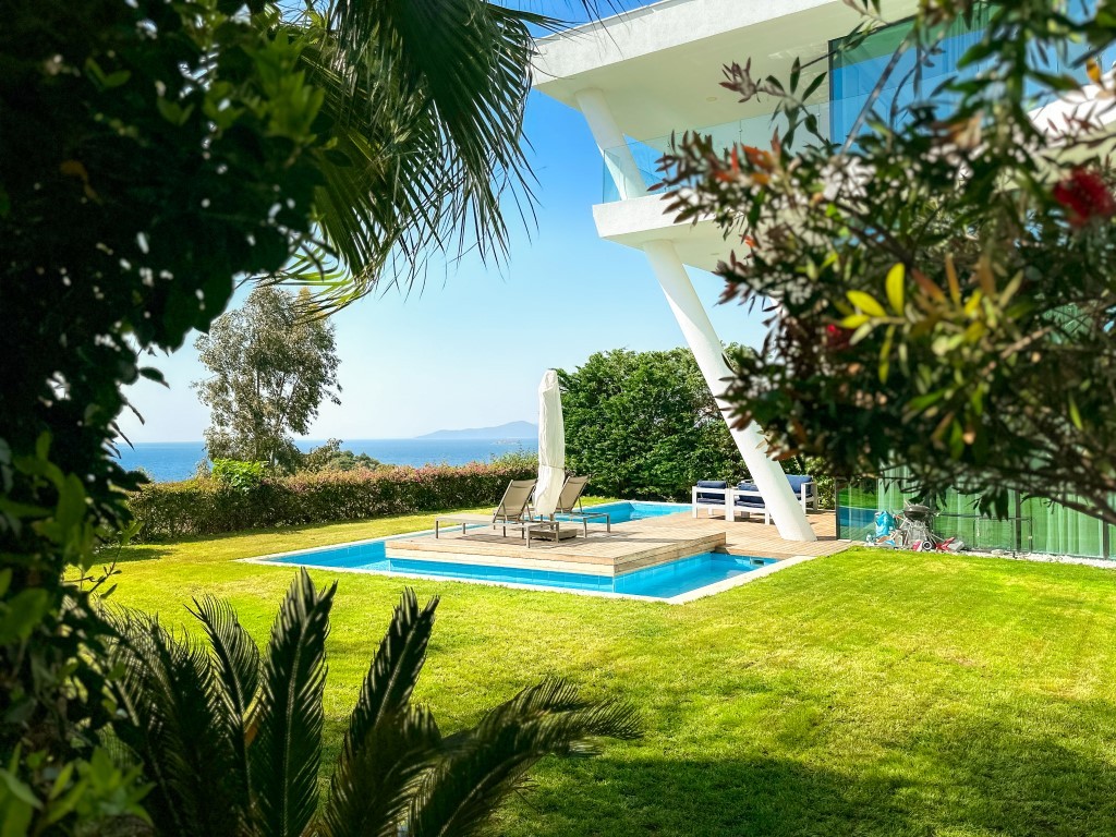 Luxury villas with private beach in Bodrum - Umbrella Group - Photo 3