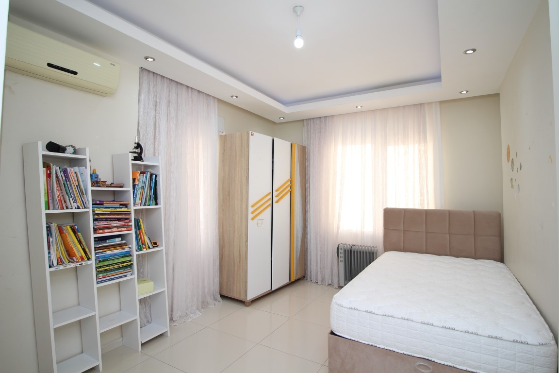 Apartment 115 m2 2+1 with pool in the district of Tosmur - Umbrella Group - Photo 12